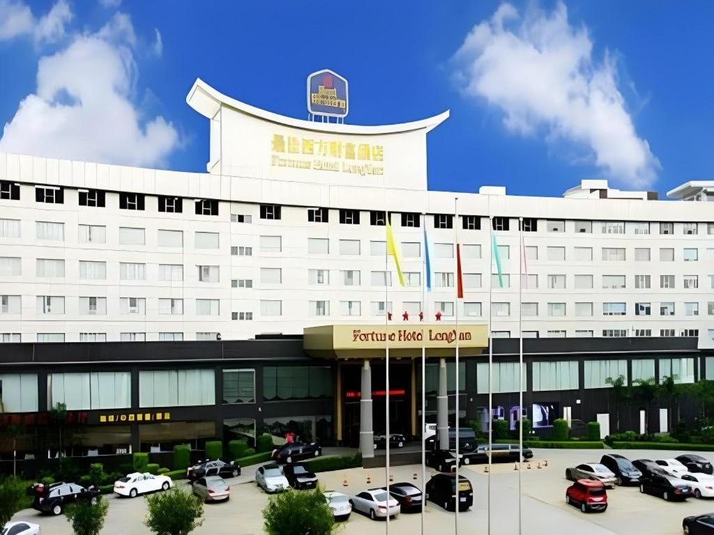 Fortune Hotel Longyan Esterno foto