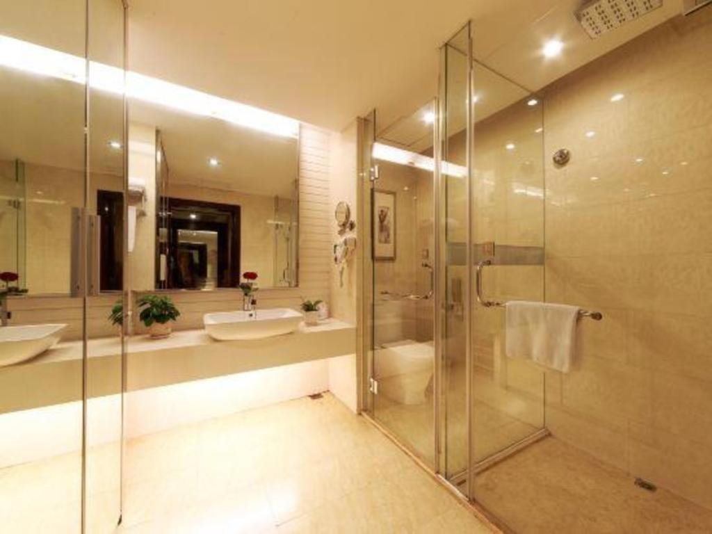 Fortune Hotel Longyan Esterno foto