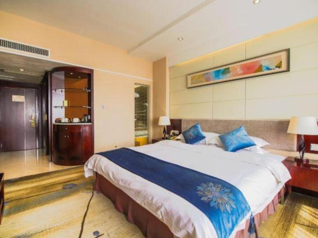 Fortune Hotel Longyan Esterno foto