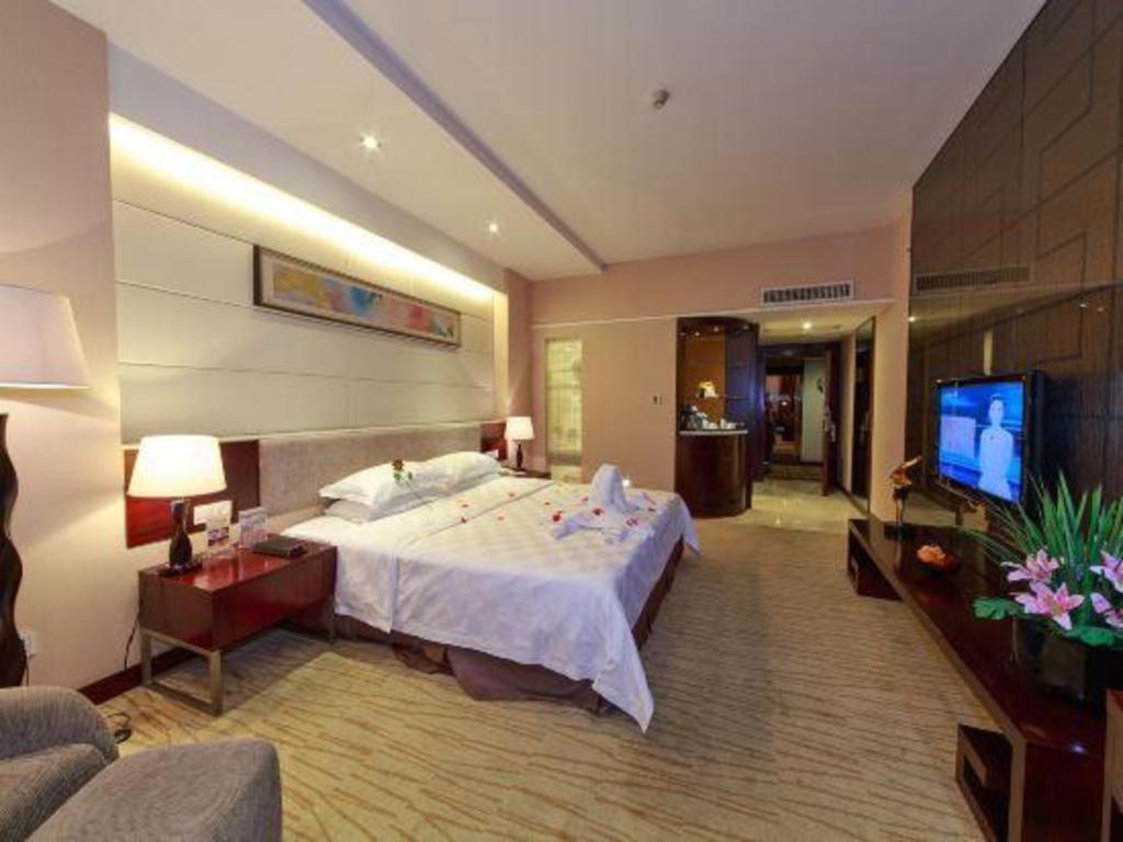 Fortune Hotel Longyan Esterno foto