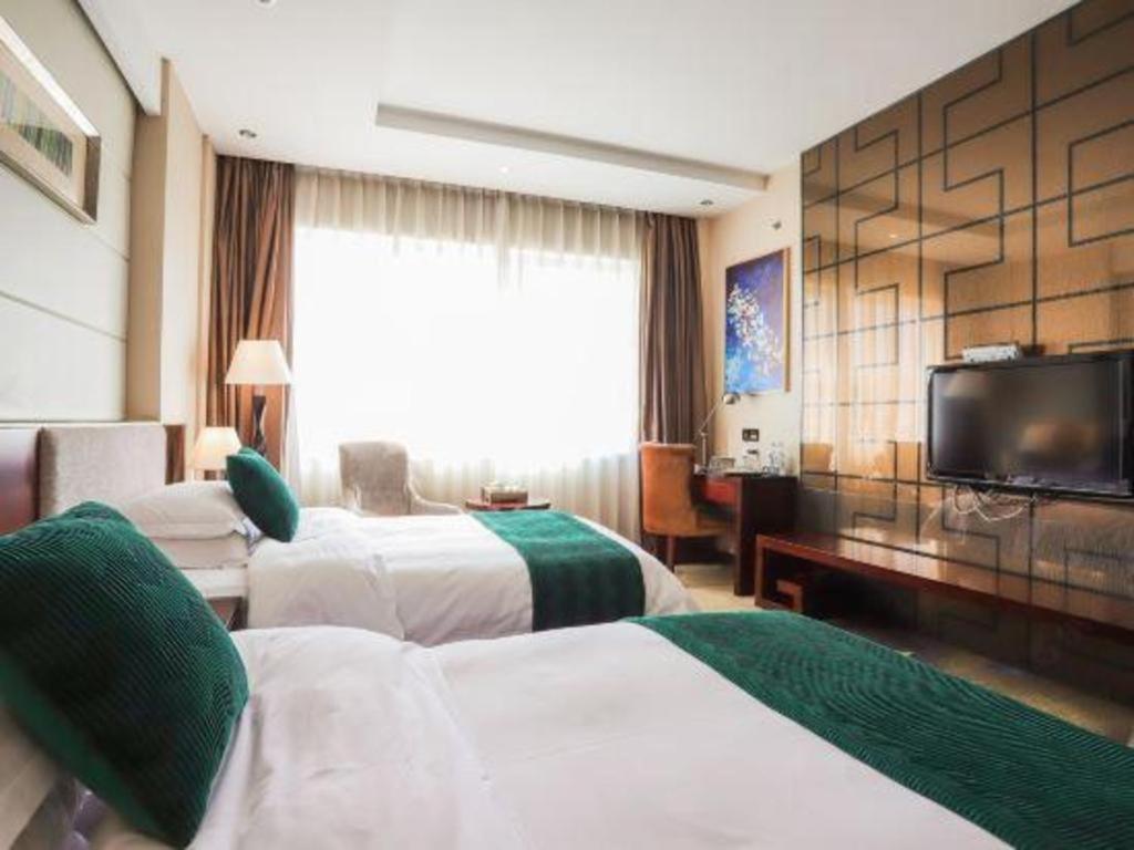Fortune Hotel Longyan Esterno foto